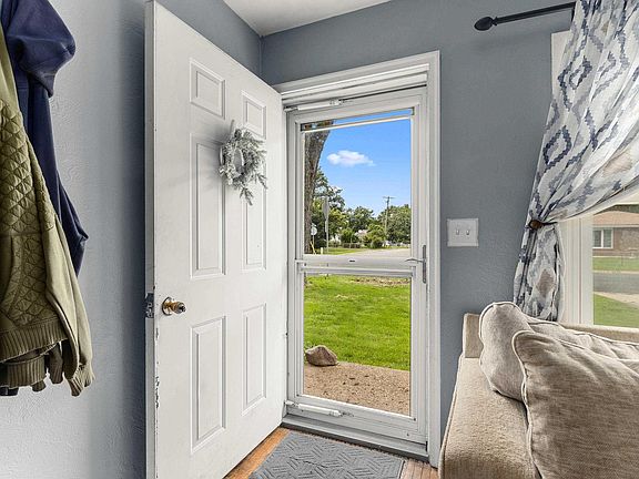 4th image of 200 Racill Ct