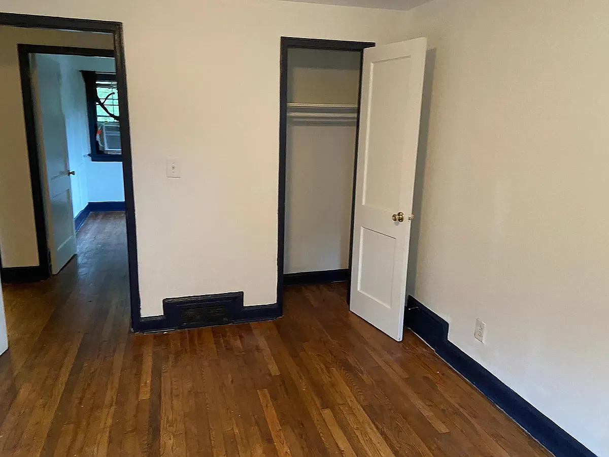 219 Colleton Rd — Photo 3