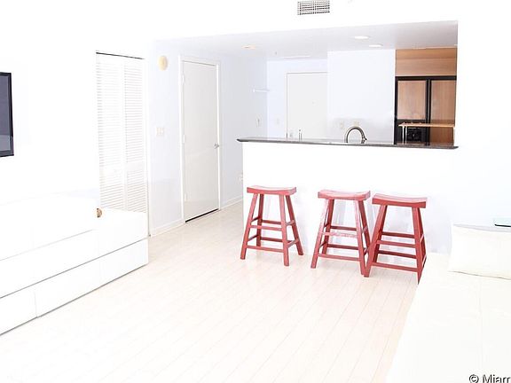 3rd image of 335 Biscayne Blvd #3706