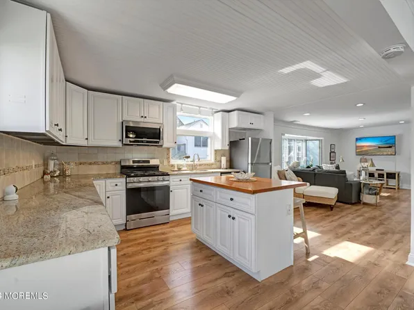304 Chicago Avenue, Point Pleasant Beach, NJ 08742