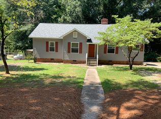 711 N Chestnut St, Southern Pines, NC 28315