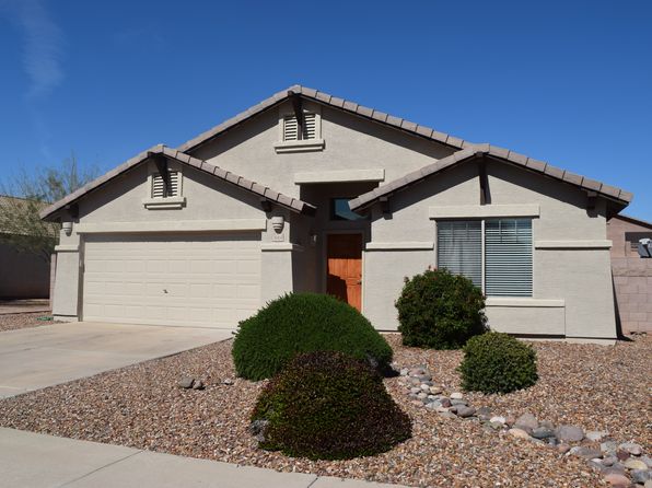3064 E Winged Foot Dr