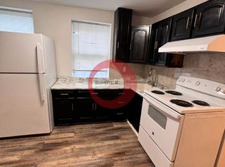 102 N 4th St #2R, Reading, PA 19601