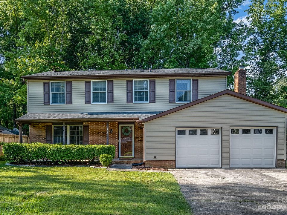 1st image of 6407 Ivory Palm Dr