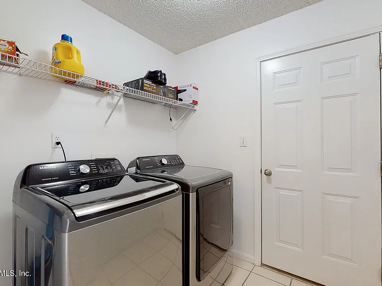 4767 Kernan Mill Ln E — Photo 34