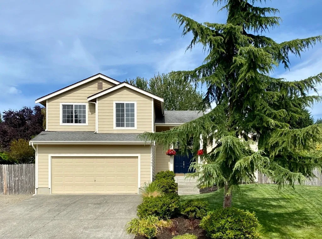 32502 Newcastle Dr photo 1