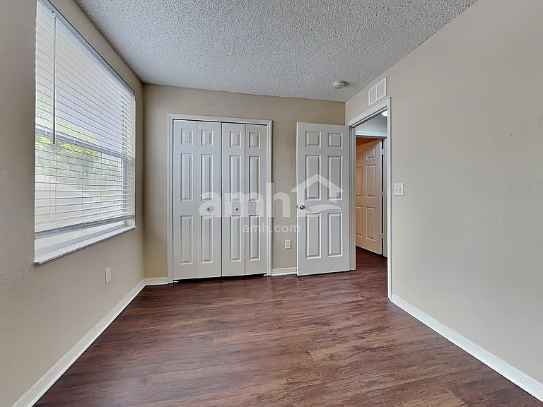 28721 Seashell Ct — Photo 17