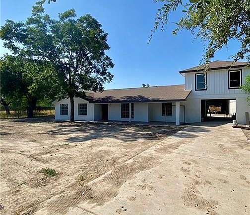 2nd image of 310 Chayo St