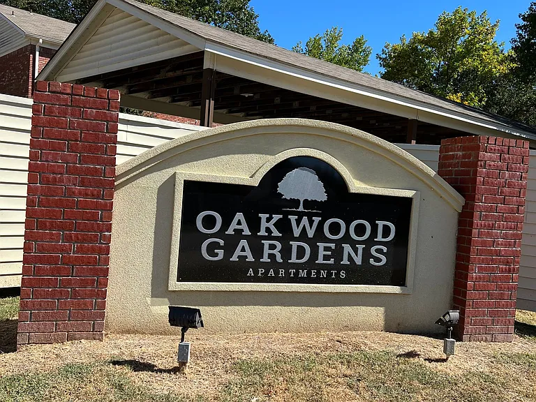 CM Properties of Fort Smith, LLC dba Oakwood Gardens — Photo 13