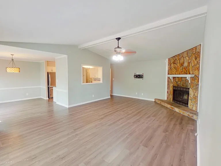 731 Prestige Blvd — Photo 5
