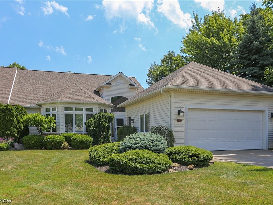 1st image of 403 Muirfield Dr