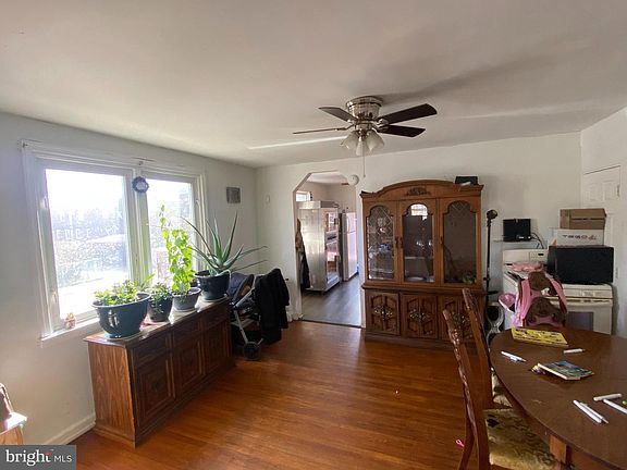 5th image of 1238 Glenview St