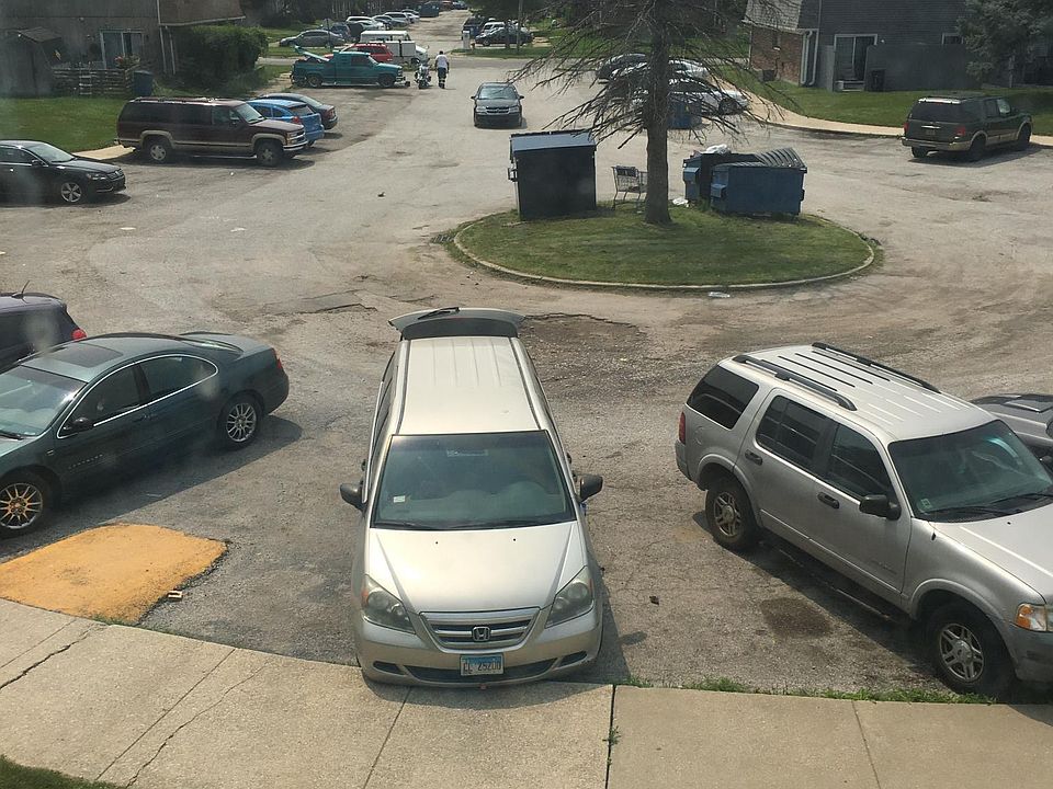 1st image of 5886 Creekview Ct E APT D