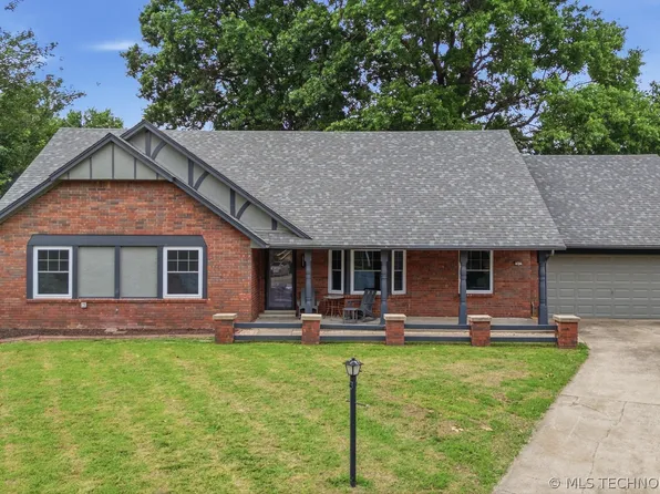 5819 S 83rd East Pl, Tulsa, OK 74145
