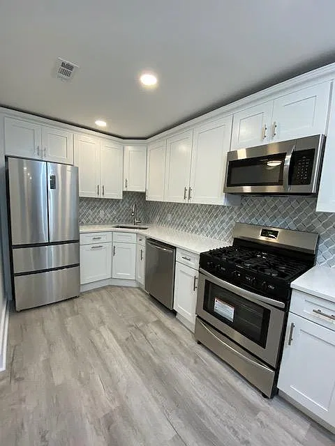 2 bed, 1500 sqft, $3,100 — Photo 2