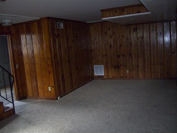 downstairs bonus room