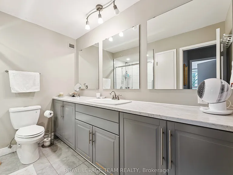 2951 Riverside Dr #306 — Photo 18