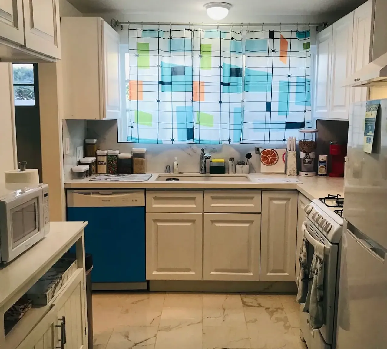 2 bed, 1500 sqft, $2,895 — Photo 3