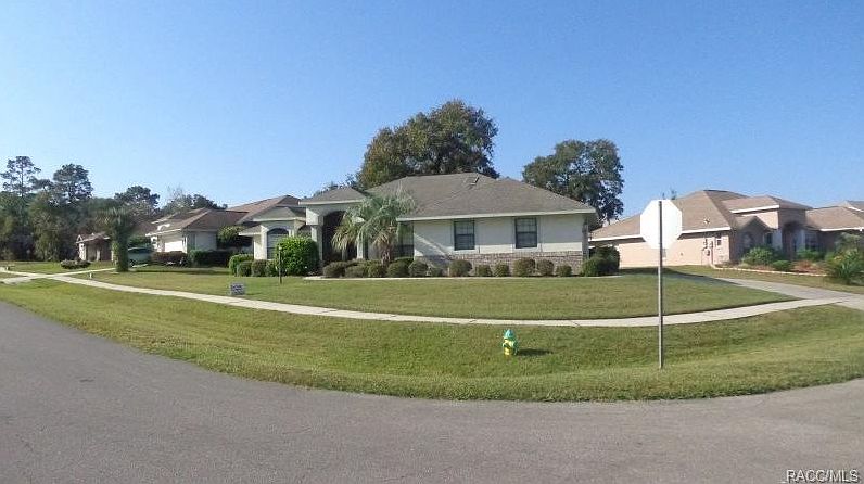 1st image of 36 W Oak Branch Ct