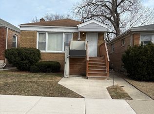 (Undisclosed Address), Chicago, IL