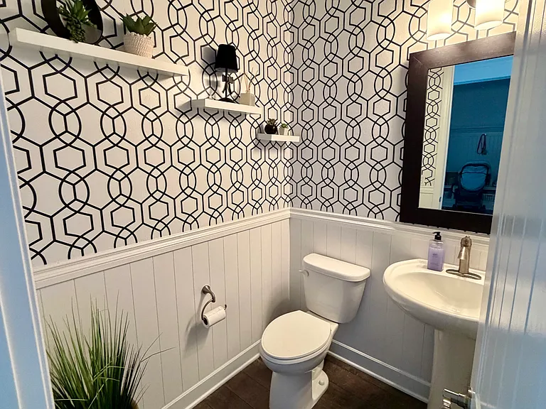 442 Cota Ln — Photo 26