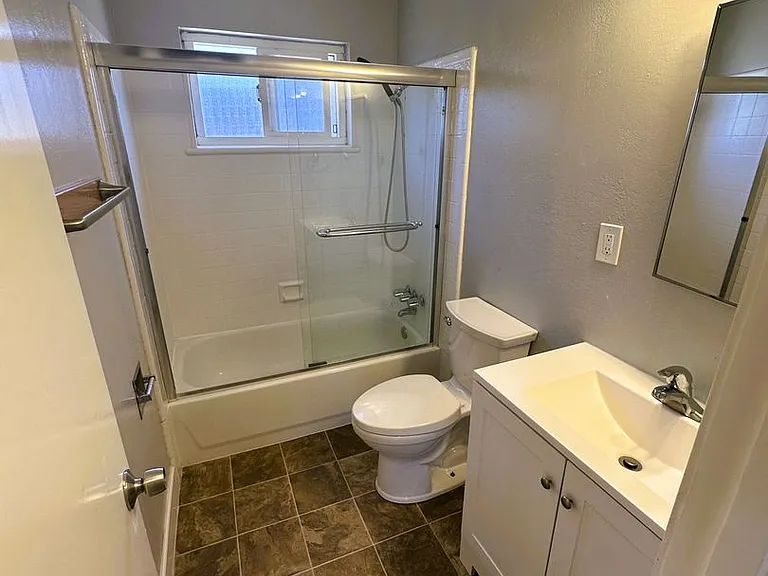 413 San Marco St — Photo 11