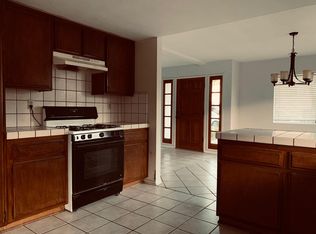 4427 W 169th St, Lawndale, CA 90260