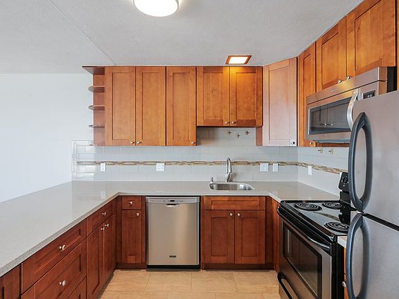 4th image of 1306 Montgomery St APT 4