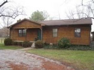 7434 Benton Rd, Paducah, KY 42003