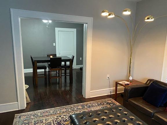 2nd image of 6006 Richmond Ave