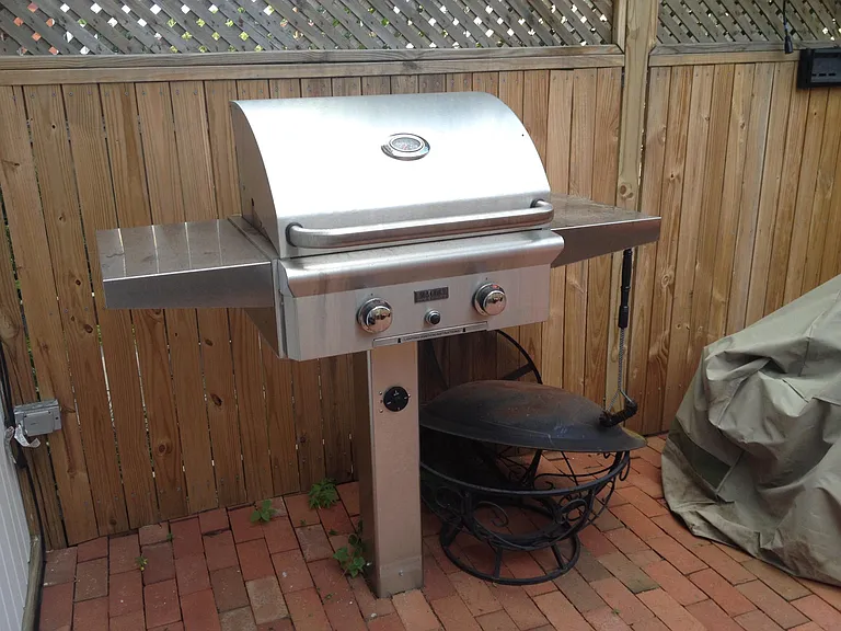 Back patio with built in grill