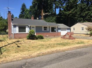 8820 Mount Rainier Dr, Vancouver, WA 98664