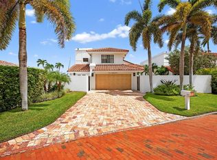483 Pelican Way, Delray Beach, FL 33483
