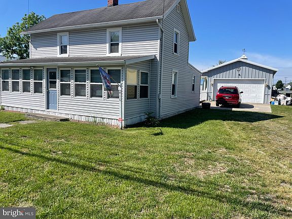 5th image of 410 Union St