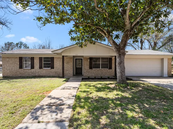 685 Sides Cir, Canton, TX 75103