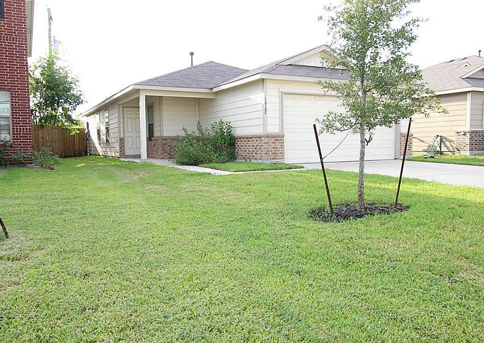 1st image of 12122 Helvick Crescent Ave