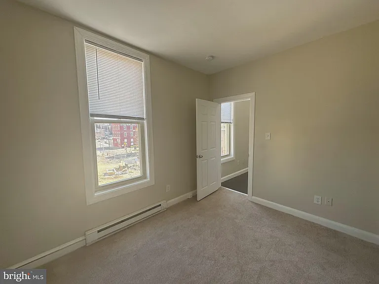 64 W Antietam St #7 — Photo 16