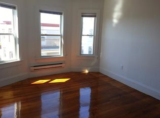 27-29 Buttonwood St #1, Dorchester, MA 02125