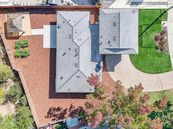 444 Amaral Cir, Pleasanton, CA 94566