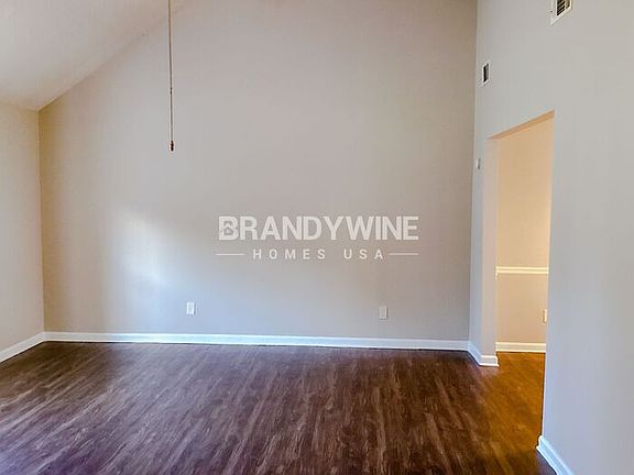 3rd image of 6348 Stonebridge Creek Ln