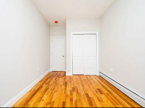 4th image of 1308 Clay Ave Basement 1