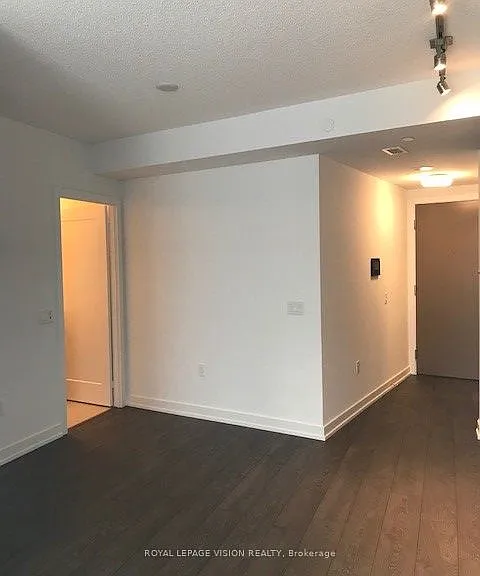 10 York St #1412 — Photo 6