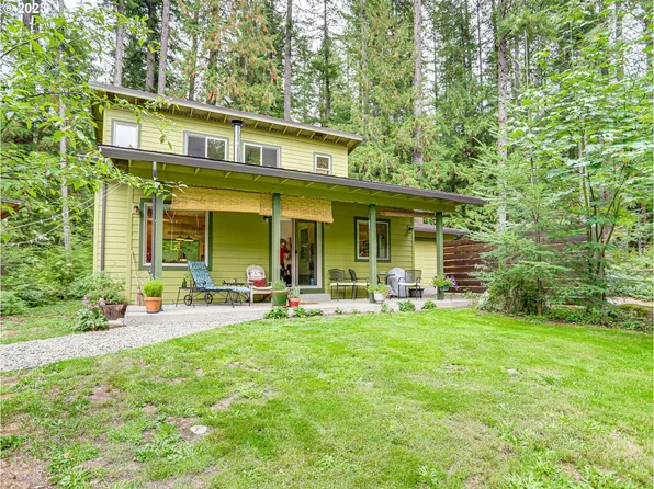 27279 E Henry Creek Rd, Rhododendron, OR 97049