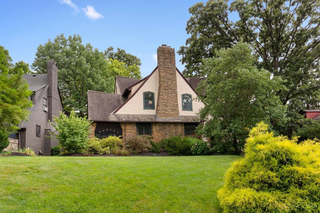 Real estate listing image