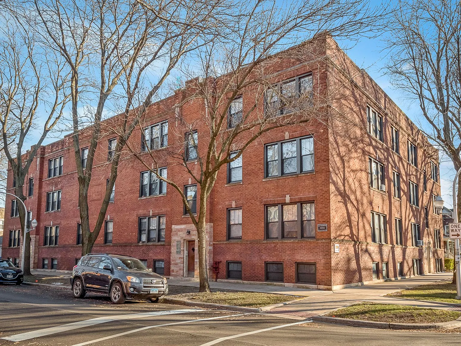 4951-53 N. Oakley / 2251-57 W. Argyle — Photo 2