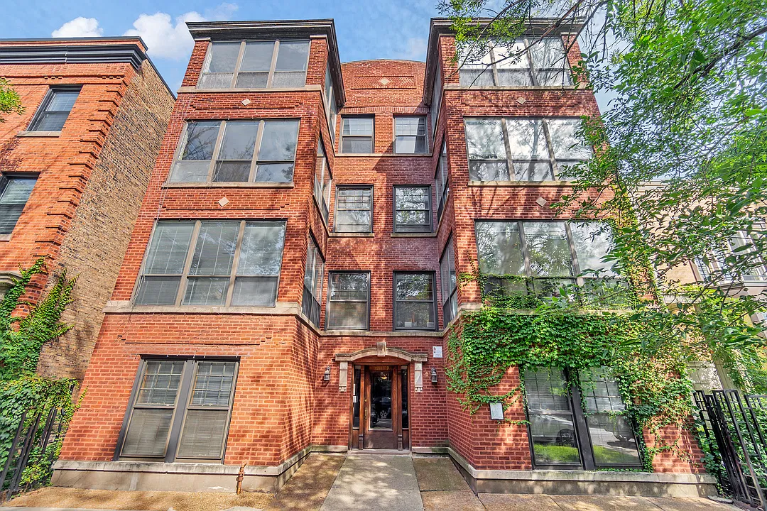 3 bed, 1500 sqft, $3,895 — Photo 1