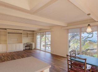516 Herrmann Dr, Monterey, CA 93940