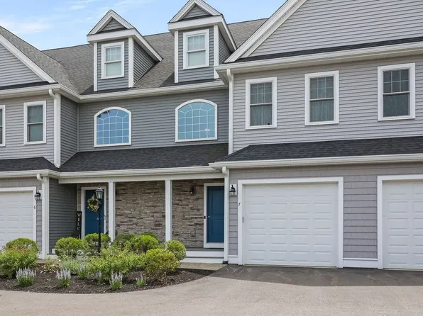 90 Lebaron Blvd #7, Lakeville, MA 02347