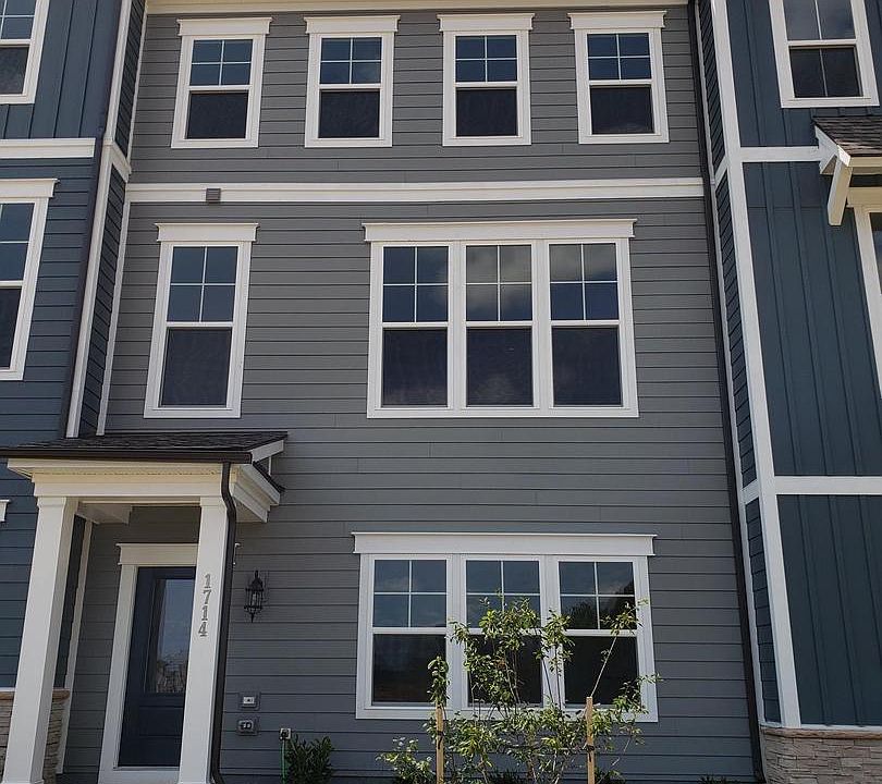 1st image of 1714 Autumn Maple Leaf Dr