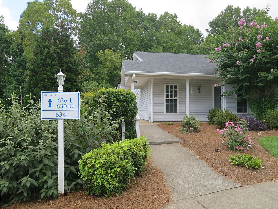 1st image of 626 Balfour Rd